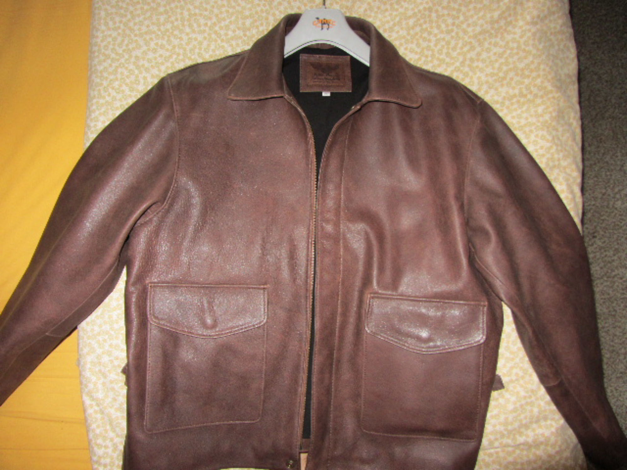 Dt. Indiana Jones Fan Forum » Indy-Gear » Lederjacken und Kleidung » Indy  Jacke von Noble House