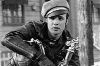 Marlon-Brando_DW_Ku_190298g.jpg
